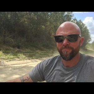 Meet your Posher, Travis